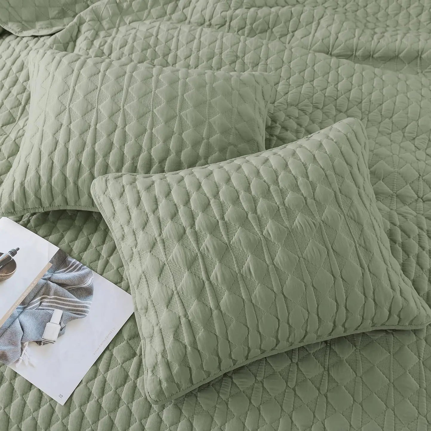 Sage Green Quilt Set | Lightweight Coverlet with Pillow Shams