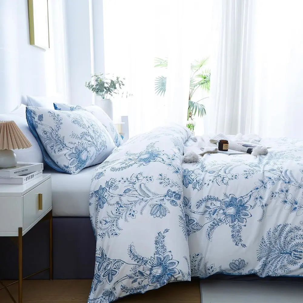 Queen Floral Duvet Cover Set | White & Blue Breathable Bedding